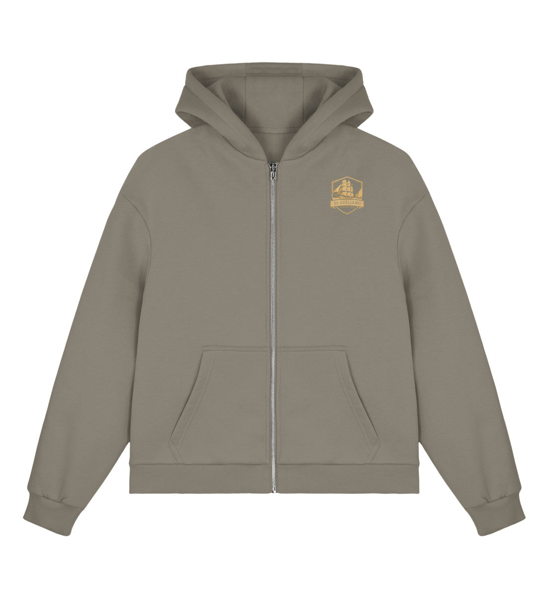 Olive maritimer Boxcut Zipper mit Metall-Reißverschluss, Kängurutasche und kleinem bedruckten DI GIULIANO Logo auf der Brust. (Pale Olive-7353) www.digiuliano.com