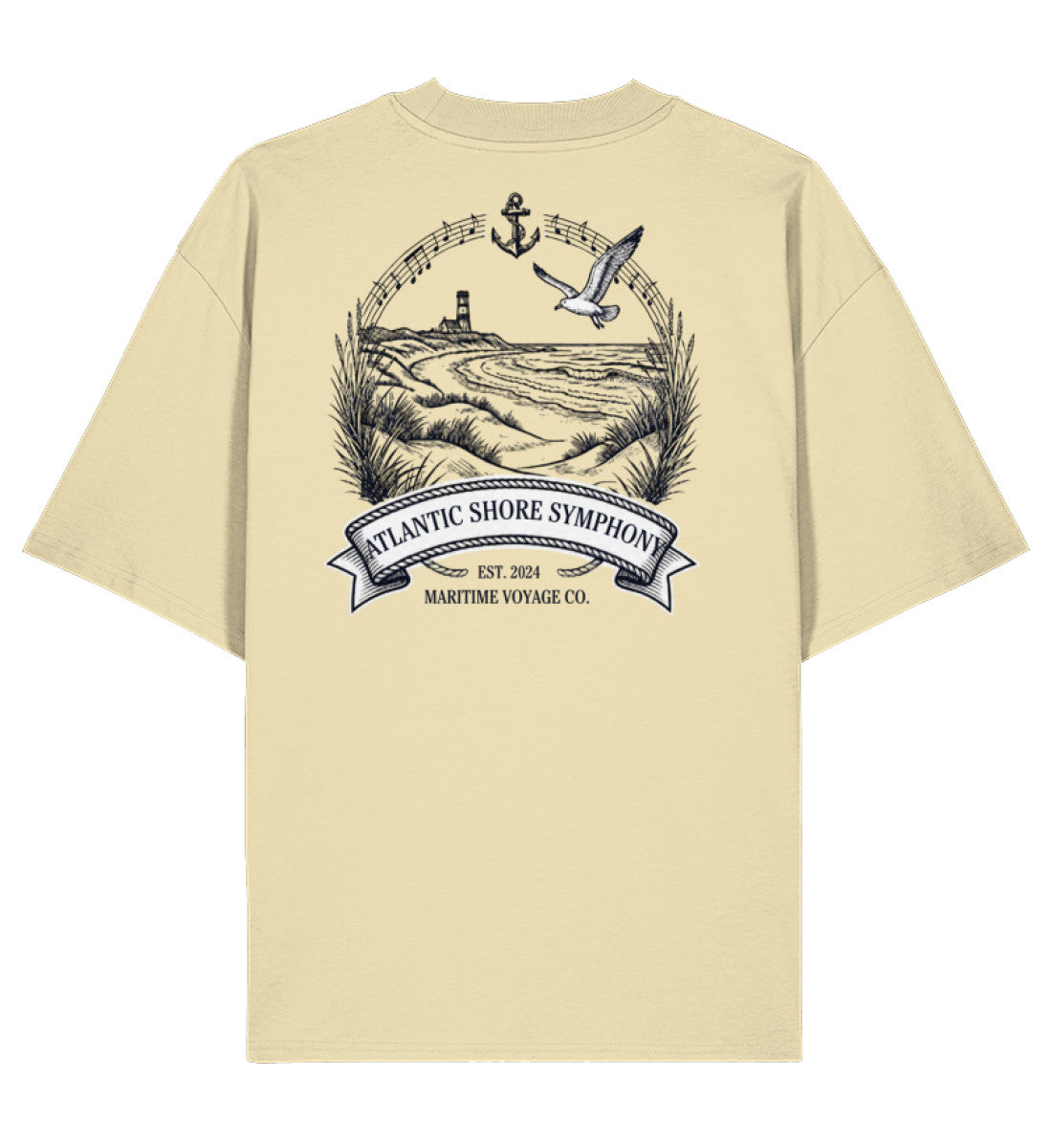 Naturbelassen maritimes Organic Oversized T-Shirt mit großem Rückenmotiv „Atlantic Shore Symphony“, Leuchtturm in den Dünen, schwungvollem Notenband, Anker und Möwe (Natural Raw-7131) www.digiuliano.com