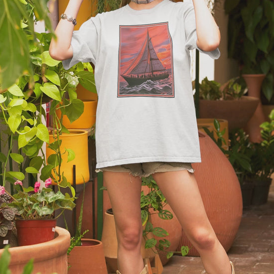 Bio Oversized T-Shirt für Damen aus 100 % Bio-Baumwolle – weich, nachhaltig und stilvoll. Lockerer Schnitt, hochwertige Verarbeitung und umweltfreundliche Produktion. Perfekt für Komfort und ein bewusstes Statement. Farbe: White-3