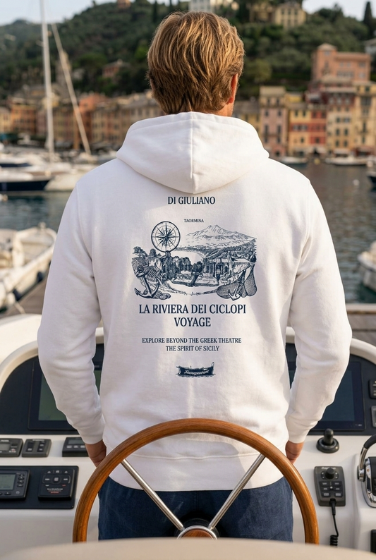 Weiss maritimer Unisex Organic Zipper mit Rückendruck „La Riviera dei Ciclopi Voyage“, Ansicht von Taormina, Ätna, Kompassrose, Anker und Fischernetz. (White-3) www.digiuliano.com