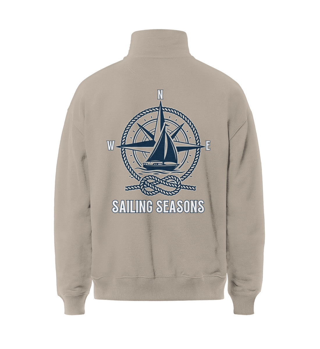 Samd maritimer Boxcut Zipper mit großem Rückenmotiv „Sailing Seasons“, detaillierter Kompassrose, Segelyacht, Taukreis und Seemannsknoten (Desert Dust-7159) www.digiuliano.com